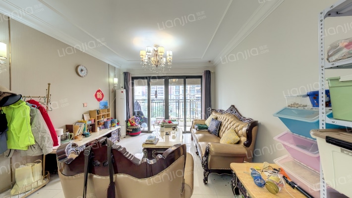 恒大龙江翡翠二手房实景图