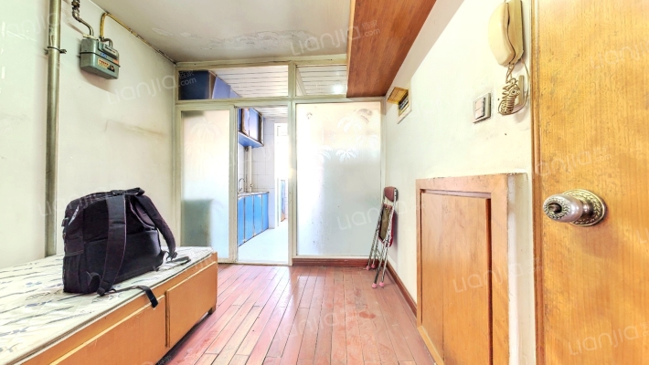 红粉路27-29二手房实景图