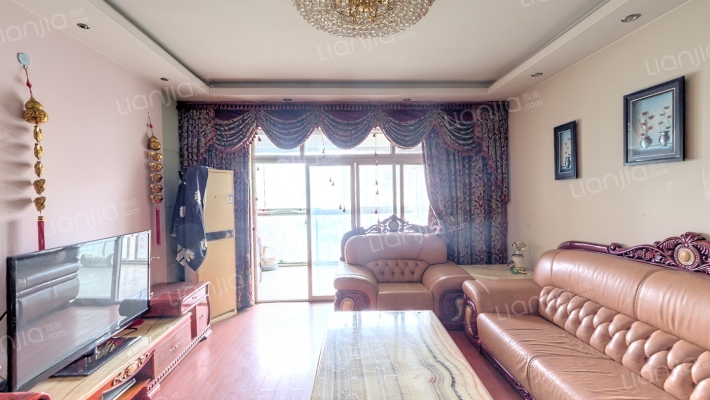 圣湖天域二手房实景图