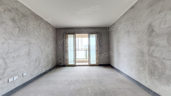 中国摩三期金棕公馆二手房实景图