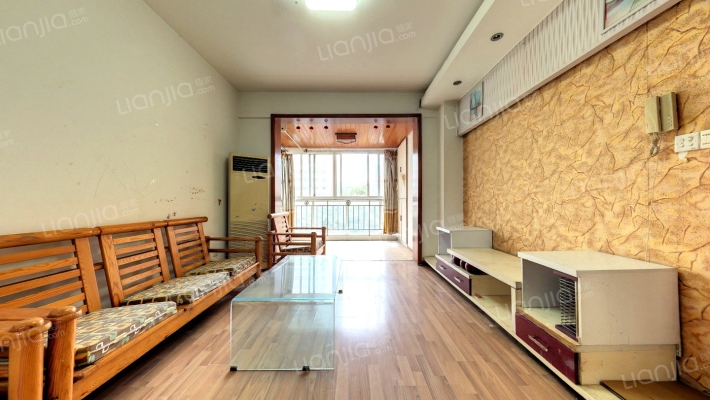 自由自宅二手房实景图