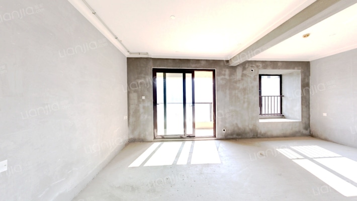 中海枫华里二手房实景图