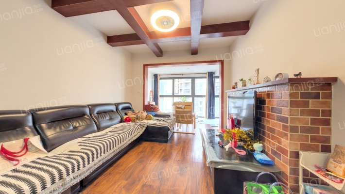 三都汇朝外二手房实景图