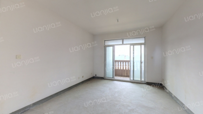 恒盛湖畔豪庭西区二手房实景图