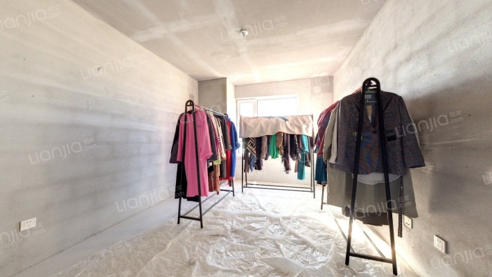 中梁观澜壹号院二手房实景图