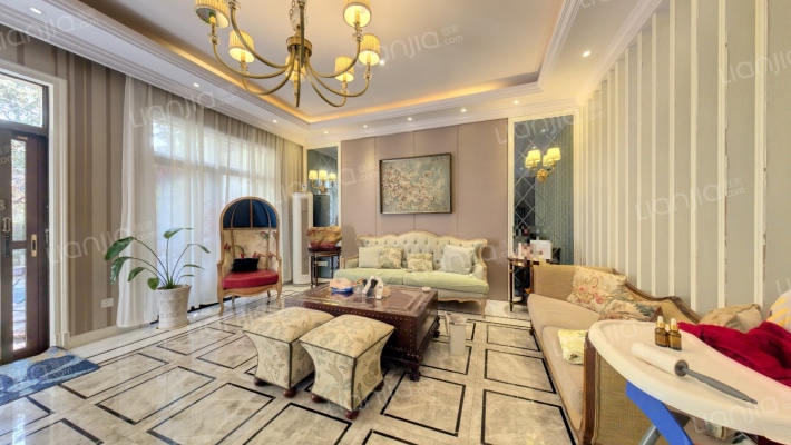 乐湾国际.山湖美郡二手房实景图