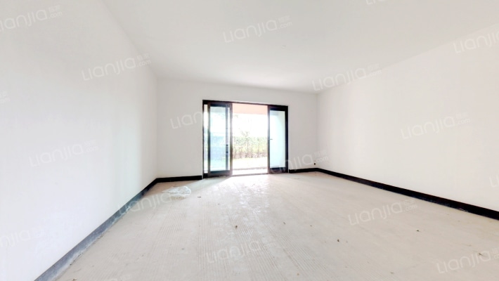 长滩原麓瑾园B区二手房实景图