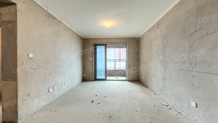 海伦国际二手房实景图