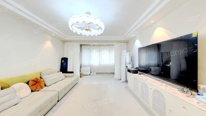 沁富佳苑二手房实景图