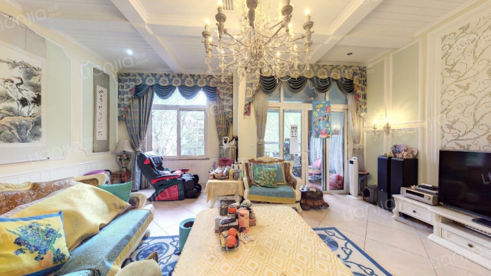 常青藤人文别墅二手房实景图