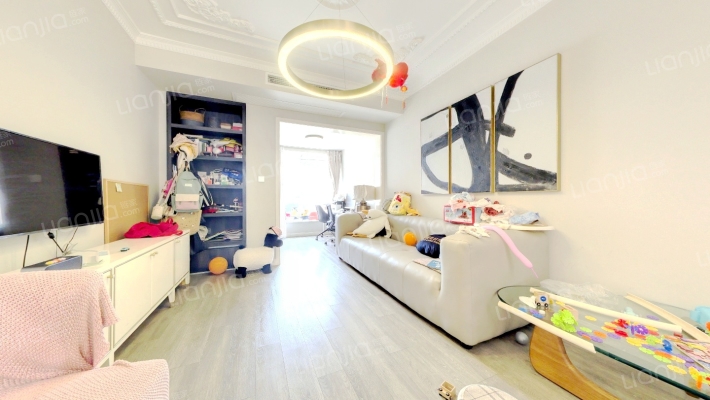 温资金港华府二手房实景图