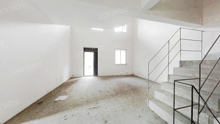 西贵堂二手房实景图