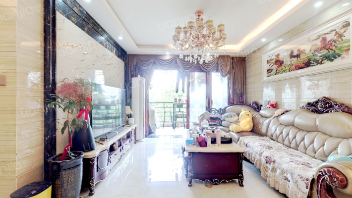 白云高尔夫花园东区二手房实景图