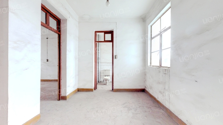 镇南新村二手房实景图