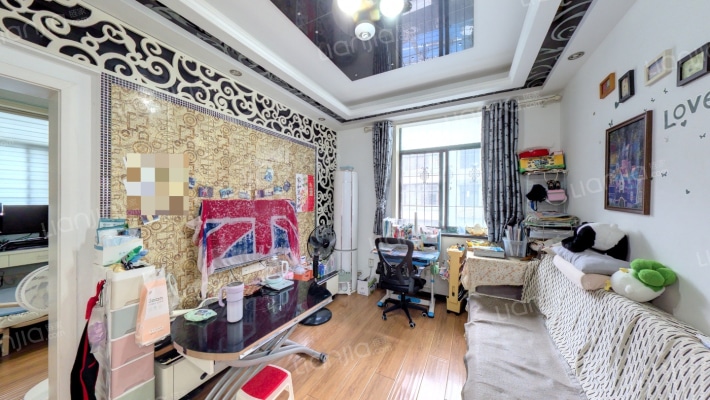 鸿翔巷二手房实景图