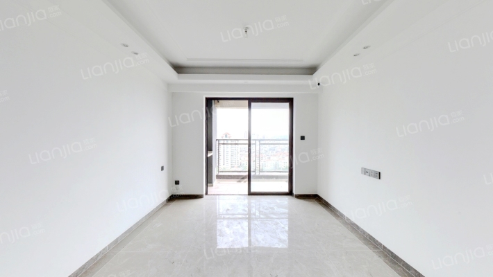 美的桂畔君兰二手房实景图