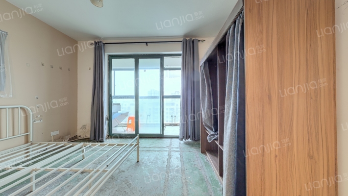 南岸晶都花园二手房实景图