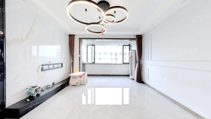 金领世家北区二手房实景图