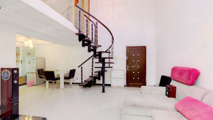 未来世界花园二手房实景图