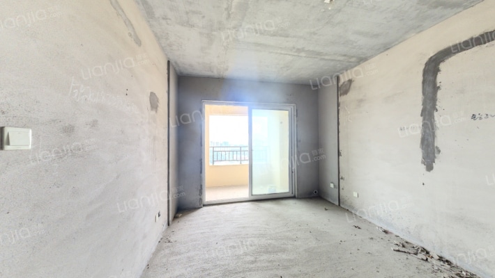 天麓尚层二手房实景图