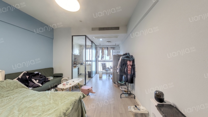 江畔国际二手房实景图