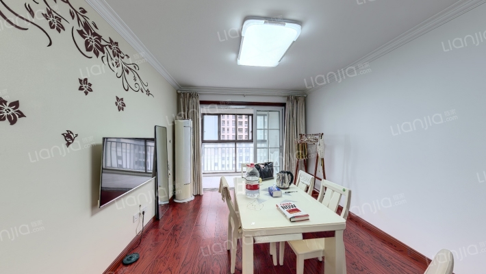 绿地滨江雅苑二手房实景图