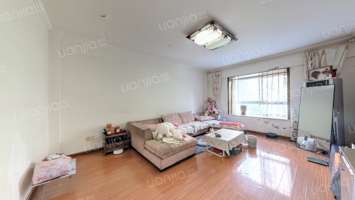 江郊庭院二手房实景图