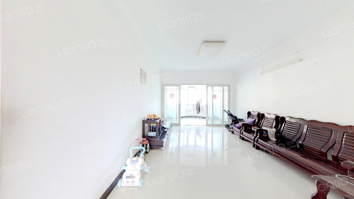 德保华庭二手房实景图