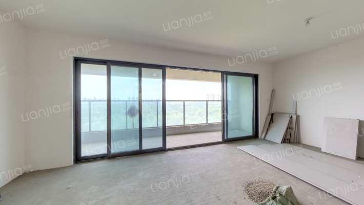 中南樾府二手房实景图