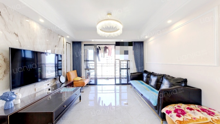 鼎峰花漫里二手房实景图