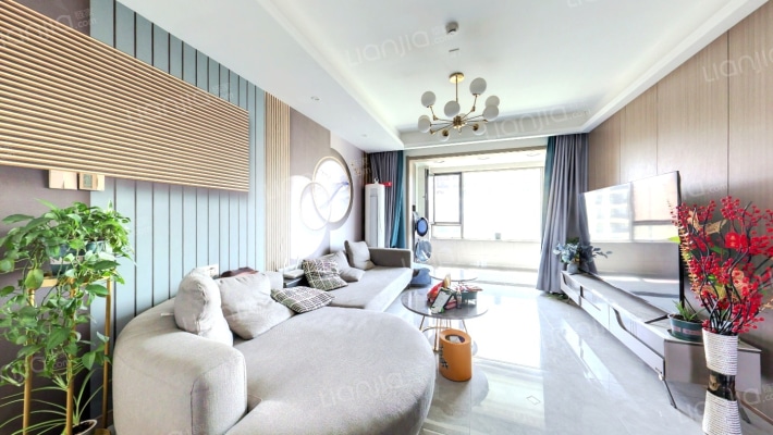 万科北宸之光二手房实景图