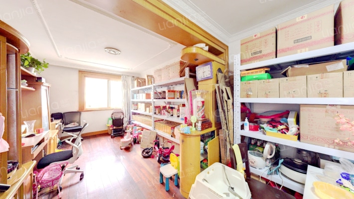 莱阳路218号二手房实景图