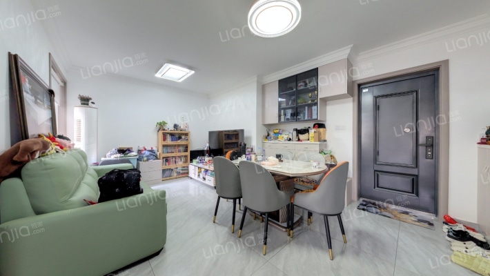 惠康苑西苑二手房实景图