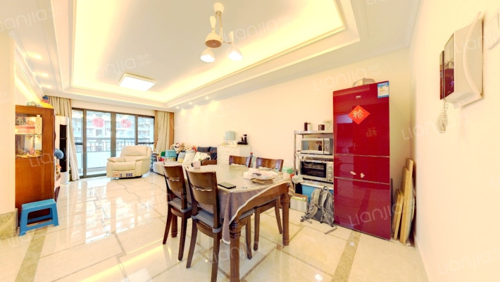 万科红二期二手房实景图