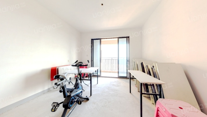 绿地国际博览城一期卧珑二手房实景图