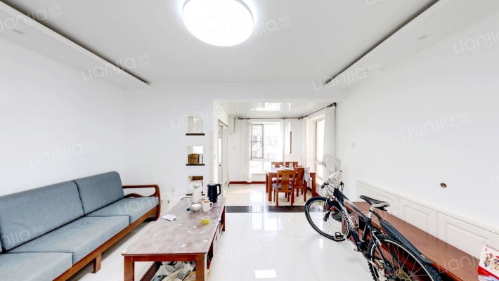 假日兰庭二手房实景图