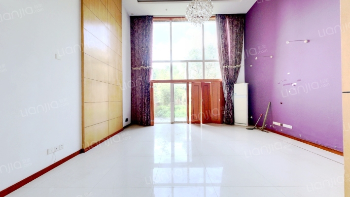 水映杉墅二手房实景图