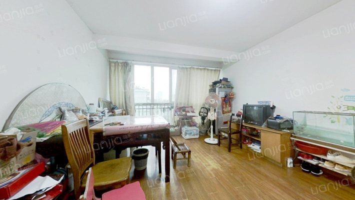 鸿裕华庭二手房实景图