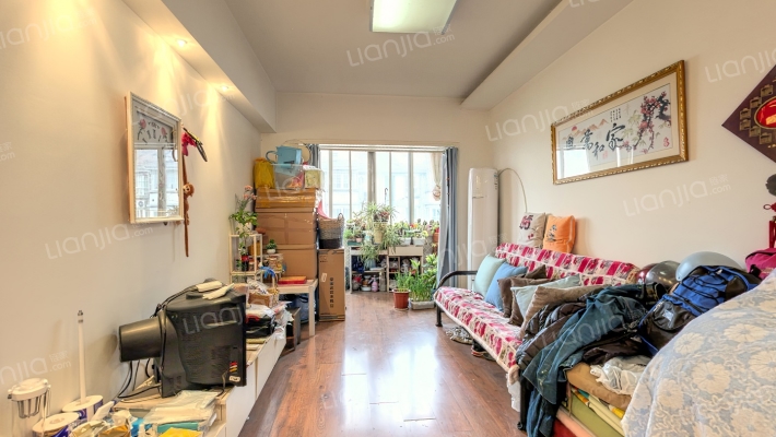 晓山路二手房实景图