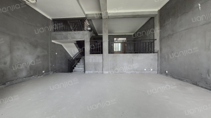 汇秀山庄二手房实景图