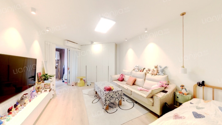 雅居乐铂琅峯二手房实景图