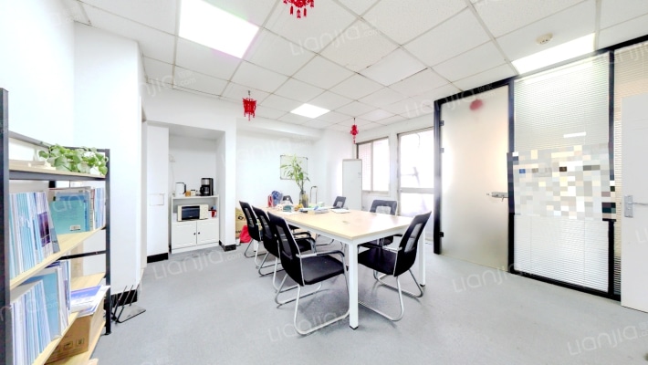 新世界中心二手房实景图