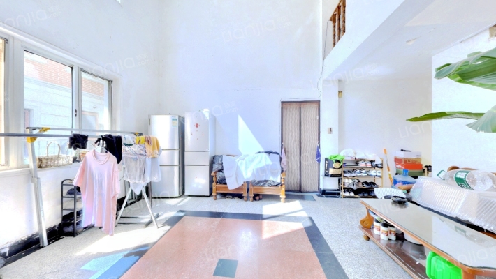 爱丽雅花苑二手房实景图