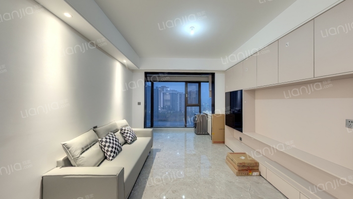 招商城市主场央畔二手房实景图