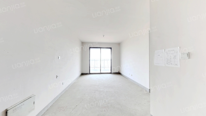 中赫玫瑰园二手房实景图