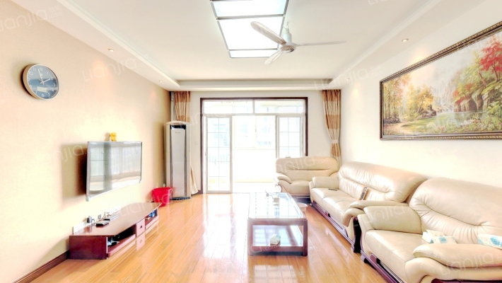 枫丹白露白露新寓二手房实景图