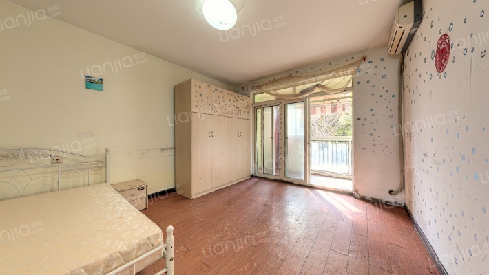 闵浦一村二手房实景图