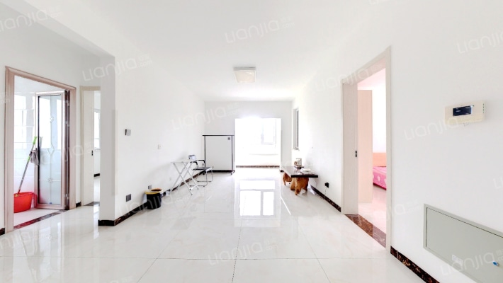 英伦假日二手房实景图