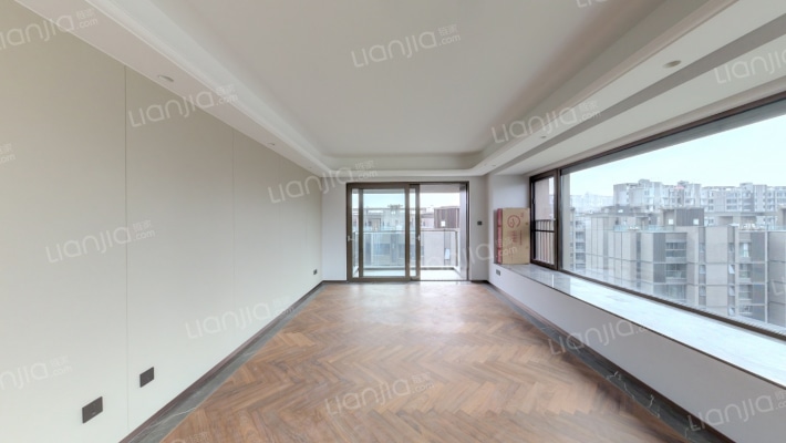 开云艾尚里一期二手房实景图