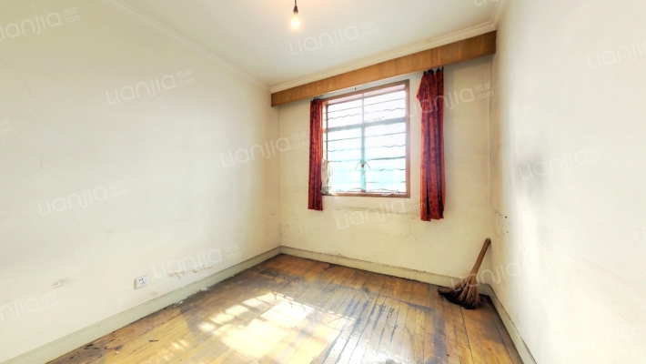 海防村二手房实景图